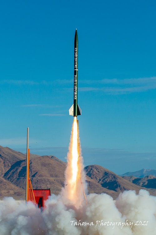 Large high power rocket lifting off